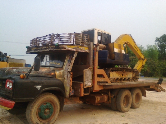 KOMATSU PC60-5 เครื่องเดิม ปั้มเดิม เสี่ยแจค อุดรให้การอุดหนุนแล้วครับ ขอบคุณครับ