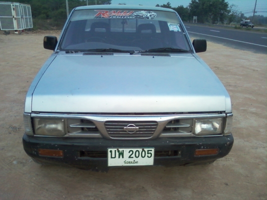 นิสสัน แคป จอโค้งอยู่สารคาม