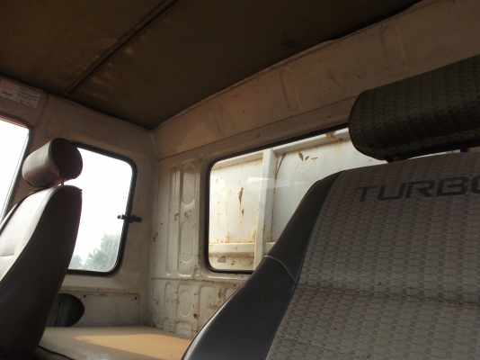 ขายด่วนรถสิบล้อหลงโบสองเผลาดรั้มเครื่อง6D16220แรงม้า