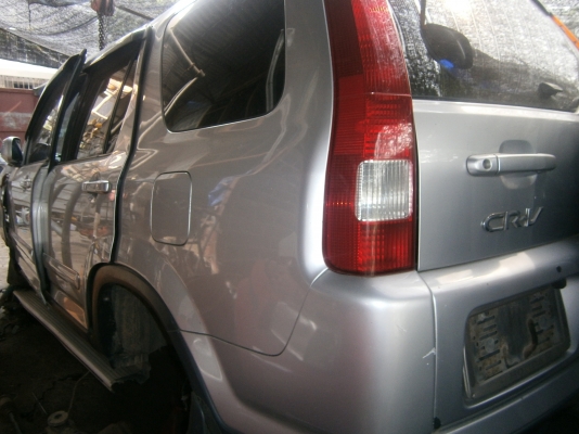 ขายโครงท้าย CR-V ไฟท้ายยาว อุปกรณ์ครบ