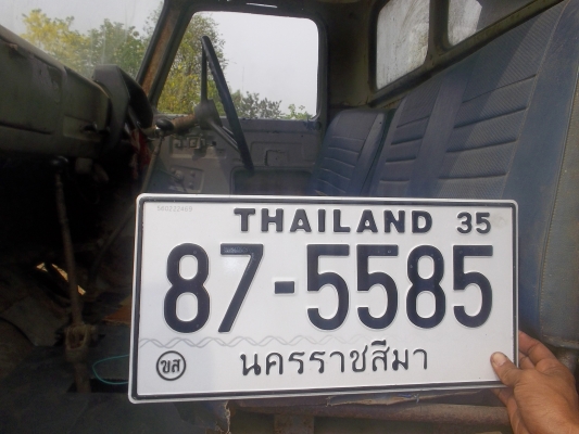 ขายรถหกล้อดั้มหัวยาวอีซุซุ/เครื่อง6BF/175 เฟืองท้ายJCM ครัทซีสวยตลอดเส้นเครื่องดีกระบะดั้มไม่ผุ/หัวมีผุตรงประตูบ้างรถใช้งานอยู่ปากช่อง