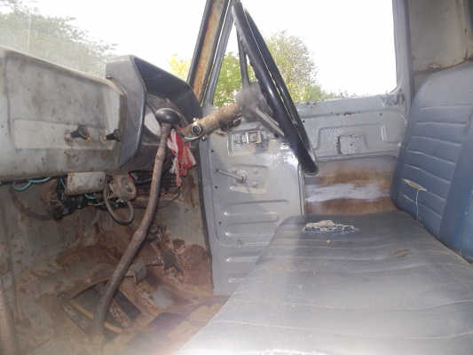 ขายรถหกล้อดั้มหัวยาวอีซุซุ/เครื่อง6BF/175 เฟืองท้ายJCM ครัทซีสวยตลอดเส้นเครื่องดีกระบะดั้มไม่ผุ/หัวมีผุตรงประตูบ้างรถใช้งานอยู่ปากช่อง