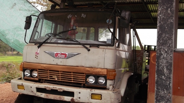 ขายด่วนหางปลา KT 729  EH700 สองเพลาใหญ่สโลกลางทะเบียนเต็ม