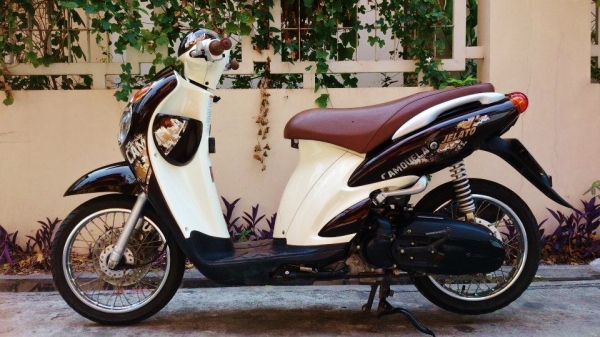 Jelato ปลายปี 2012 วิ่ง 3500 งามๆ โปรโมชั่นแรงๆ Jelato ปลายปี 2012 วิ่ง 3500 งามๆ โปรโมชั่นแรงๆ