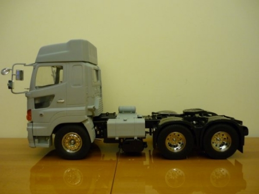 R/C hino 700 scal1:14 ปิดการขาย