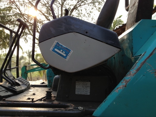 ขายรถขุดเล็ก KOMATSU PC30-7 สภาพพร้อมใช้ราคาเบาๆ