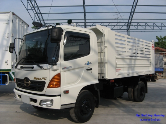 ขาย 6 ล้อ ฮีโน่เมก้าดัมพ์ 150 แรง  4 ม. ปี 2006 สภาพดี เครื่องแน่น คัสซีสวย พร้อมใช้งาน ชมรถก่อนได้ครับ สนใจติดต่อได้ที่  081-9425443