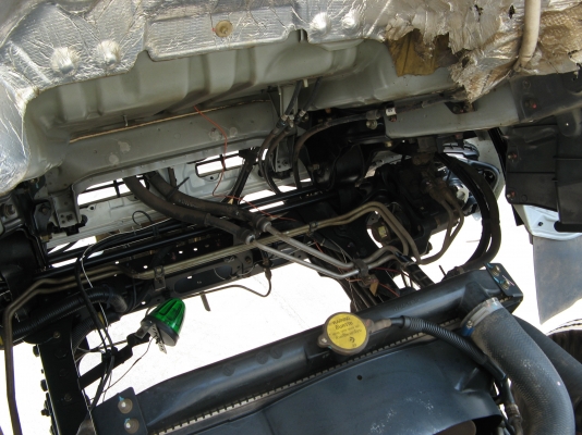 ขาย 6 ล้อ ฮีโน่เมก้าดัมพ์ 150 แรง  4 ม. ปี 2006 สภาพดี เครื่องแน่น คัสซีสวย พร้อมใช้งาน ชมรถก่อนได้ครับ สนใจติดต่อได้ที่  081-9425443