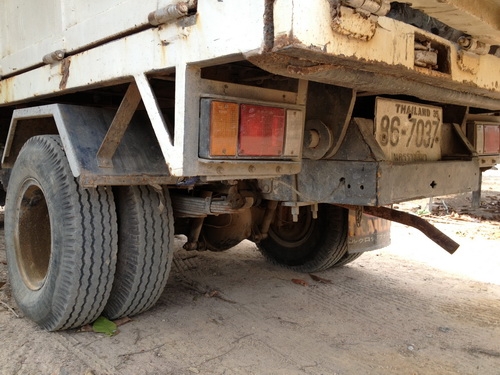 ขายรถ6 ล้อดั้ม 100แรงราคาเบาๆสภาพพร้อมใช้รถใช้งานอยู่ทุกวัน