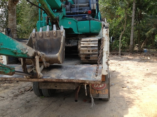 ขายรถ6 ล้อดั้ม 100แรงราคาเบาๆสภาพพร้อมใช้รถใช้งานอยู่ทุกวัน