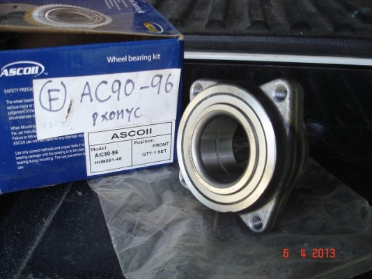 โช้คอัพหน้าขวา ลูกปืนล้อหน้า ใส่  HONDA  ACCORD ตาเพชร ปี 90-94