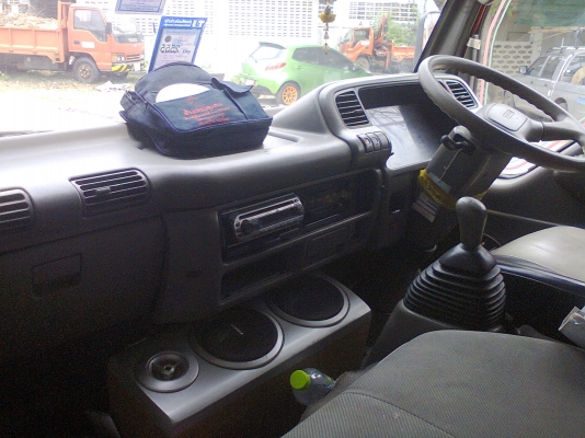 ขาย NKR 66 สี่ล้อกลาง 120 แรง เครื่องดี แชชซีสวยครับ ขาย NKR 66 สี่ล้อกลาง 120 แรง เครื่องดี แชชซีสวยครับ