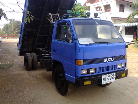 ขายNKR 58L เครื่อง 110 แรง ดั้ม รถห้างแท้ครับ