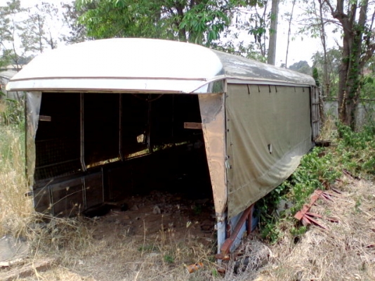 หลังคาอลูมิเนียมพร้อมแผงข้าง ใส่ 6 ล้อ ราคาถูก