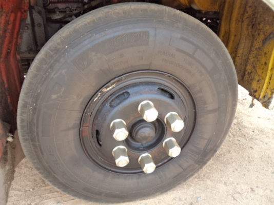 ขายรถ6ล้อฮีโน่ช่วงยาว5.50 117แรง สภาพดีราคาถูกๆๆพร้อมใช้งานคับ