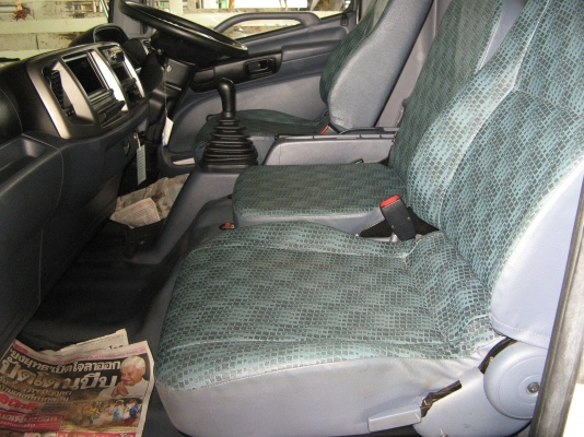 ขาย 6 ล้อ ฮีโน่เมก้า 150 แรง  4.30 ม. ปี 2009 สภาพดี เครื่องแน่น คัสซีสวย พร้อมใช้งาน ชมรถก่อนได้ครับ สนใจติดต่อได้ที่  081-9425443