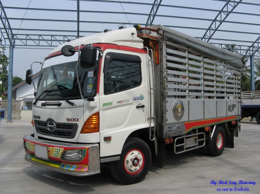 ขาย 6 ล้อ ฮีโน่เมก้า 150 แรง  4.30 ม. ปี 2009 สภาพดี เครื่องแน่น คัสซีสวย พร้อมใช้งาน ชมรถก่อนได้ครับ สนใจติดต่อได้ที่  081-9425443