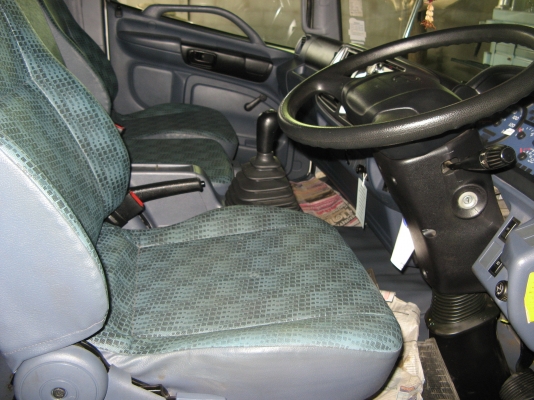 ขาย 6 ล้อ ฮีโน่เมก้า 150 แรง  4.30 ม. ปี 2009 สภาพดี เครื่องแน่น คัสซีสวย พร้อมใช้งาน ชมรถก่อนได้ครับ สนใจติดต่อได้ที่  081-9425443