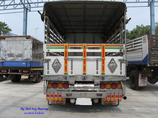 ขาย 6 ล้อ ฮีโน่เมก้า 150 แรง  4.30 ม. ปี 2009 สภาพดี เครื่องแน่น คัสซีสวย พร้อมใช้งาน ชมรถก่อนได้ครับ สนใจติดต่อได้ที่  081-9425443