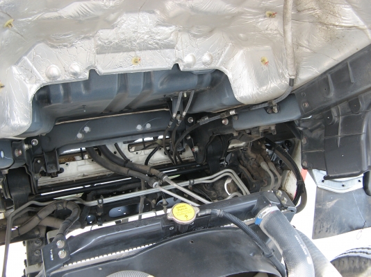 ขาย 6 ล้อ ฮีโน่เมก้า 150 แรง  4.30 ม. ปี 2009 สภาพดี เครื่องแน่น คัสซีสวย พร้อมใช้งาน ชมรถก่อนได้ครับ สนใจติดต่อได้ที่  081-9425443