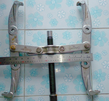 ขาย ชุดถอด ลูกปืนและพู่เล่ย์ ตัวใหญ่ เก่าญี่ปุ่น