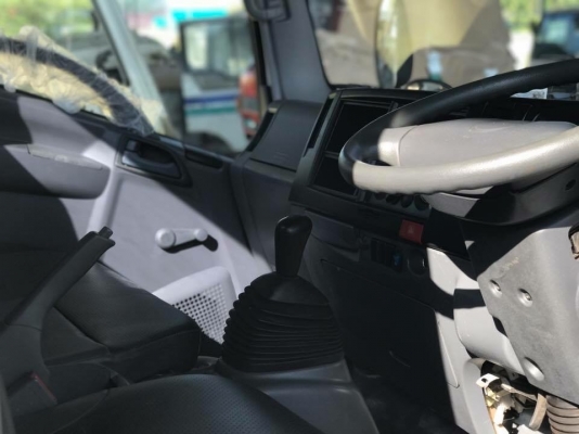 หัวรถอีซุซุMNR130