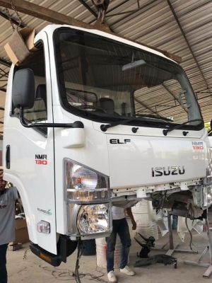 หัวรถอีซุซุMNR130