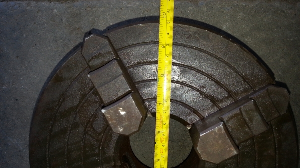 ขายหัวจับแท่ยกลึง 4 จับ 10นิ้ว ของใหม่เก่าเก็บ 4,500