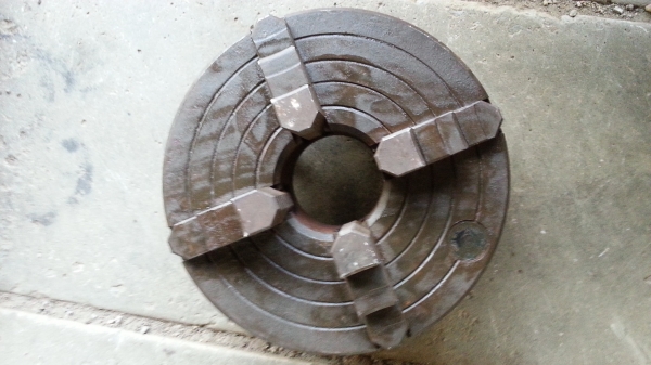 ขายหัวจับแท่ยกลึง 4 จับ 10นิ้ว ของใหม่เก่าเก็บ 4,500