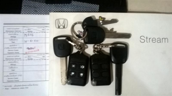 ขาย H O N D A  S T R E A M 2.0 i-VTEC S ปี2004