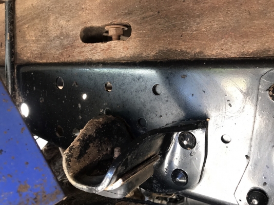 ขาย6ล้อสั้นNKRรถห้างแท้ปี46 หัวน้ำเงินเครื่อง100แรงโทโบ กระบะคาร์โก้พร้อมหลังคายาว3.20เมตร ขาย6ล้อสั้นNKRรถห้างแท้ปี46 หัวน้ำเงินเครื่อง100แรงโทโบ กระบะคาร์โก้พร้อมหลังคายาว3.20เมตร