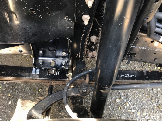 ขาย6ล้อสั้นNKRรถห้างแท้ปี46 หัวน้ำเงินเครื่อง100แรงโทโบ กระบะคาร์โก้พร้อมหลังคายาว3.20เมตร ขาย6ล้อสั้นNKRรถห้างแท้ปี46 หัวน้ำเงินเครื่อง100แรงโทโบ กระบะคาร์โก้พร้อมหลังคายาว3.20เมตร