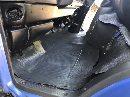 ขาย6ล้อสั้นNKRรถห้างแท้ปี46 หัวน้ำเงินเครื่อง100แรงโทโบ กระบะคาร์โก้พร้อมหลังคายาว3.20เมตร ขาย6ล้อสั้นNKRรถห้างแท้ปี46 หัวน้ำเงินเครื่อง100แรงโทโบ กระบะคาร์โก้พร้อมหลังคายาว3.20เมตร