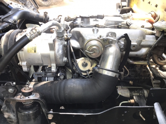 ขาย6ล้อสั้นNKRรถห้างแท้ปี46 หัวน้ำเงินเครื่อง100แรงโทโบ กระบะคาร์โก้พร้อมหลังคายาว3.20เมตร ขาย6ล้อสั้นNKRรถห้างแท้ปี46 หัวน้ำเงินเครื่อง100แรงโทโบ กระบะคาร์โก้พร้อมหลังคายาว3.20เมตร