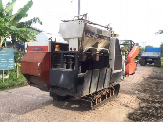 ขาย 175,000 บาท KUBOTA DC60PLUS เครื่องดี โช่หนา พร้อมใช้  รถอยู่ จ.สุรินทร์  โทร&amp;ไอดีไลน์ 0610710295