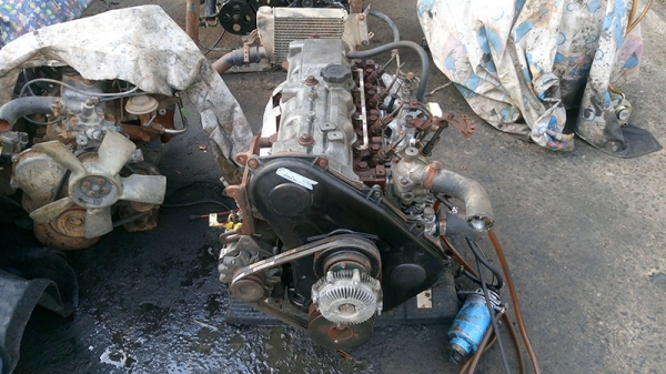 ขายเครื่องยนต์โตโยต้าดีเซล 2500cc