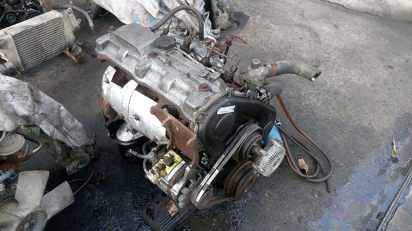 ขายเครื่องยนต์โตโยต้าดีเซล 2500cc