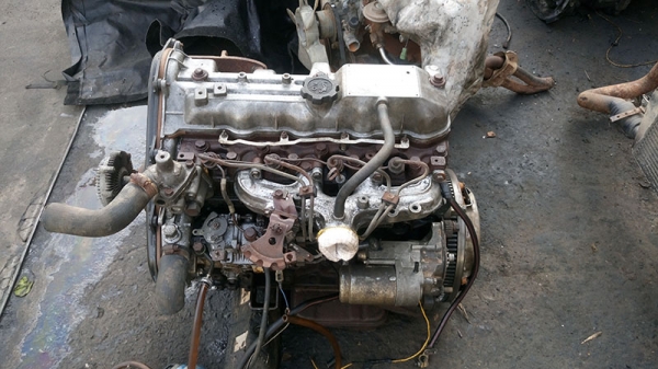 ขายเครื่องยนต์โตโยต้าดีเซล 2500cc
