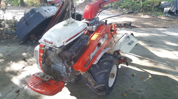 ยกร่อง สาดออกข้าง เครื่อง 10 แรงเบนชิลเพลาทด รหัสสินค้า E3 - 19 พร้อมใช้งาน