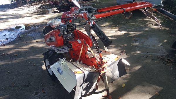 ยกร่อง สาดออกข้าง เครื่อง 10 แรงเบนชิลเพลาทด รหัสสินค้า E3 - 19 พร้อมใช้งาน