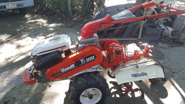 ยกร่อง สาดออกข้าง เครื่อง 10 แรงเบนชิลเพลาทด รหัสสินค้า E3 - 19 พร้อมใช้งาน