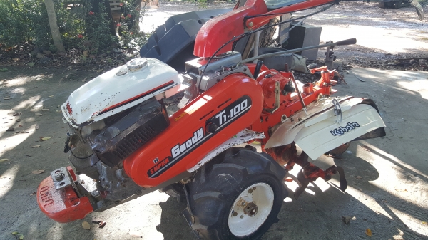 ยกร่อง สาดออกข้าง เครื่อง 10 แรงเบนชิลเพลาทด รหัสสินค้า E3 - 19 พร้อมใช้งาน