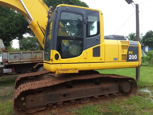ขาย!! >>> Komatsu Pc200 รุ่น 8 พร้อมใช้งาน 1,640,000 บาท <<< เบอร์ติดต่อ 098-7155789 086-4631102
