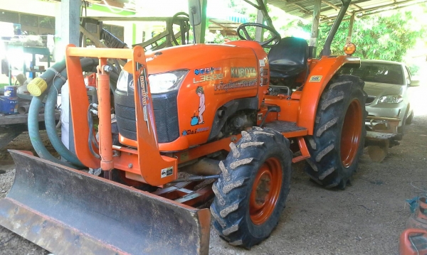 ขายคูโบต้า 36 แรง ปลายปี 52 อุปกรณ์ 3 ชิ้น เอกสารพร้อมโอน ราคา 265000 บาท รถบ้านสภาพเดิมๆ ขายคูโบต้า 36 แรง ปลายปี 52 อุปกรณ์ 3 ชิ้น เอกสารพร้อมโอน ราคา 265000 บาท รถบ้านสภาพเดิมๆ