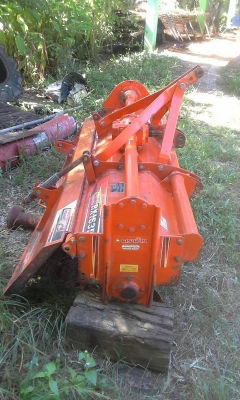 ขายคูโบต้า 36 แรง ปลายปี 52 อุปกรณ์ 3 ชิ้น เอกสารพร้อมโอน ราคา 265000 บาท รถบ้านสภาพเดิมๆ ขายคูโบต้า 36 แรง ปลายปี 52 อุปกรณ์ 3 ชิ้น เอกสารพร้อมโอน ราคา 265000 บาท รถบ้านสภาพเดิมๆ