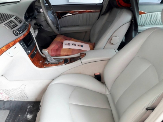 ขาย E200 Kompressor รถสภาพดี ไม่เคยติดแก๊ส เครื่องดี+เกียร์ดี ตัวถังบางๆ ไม่เคยชนรถสวยพร้อมใช้ เครื่องดี เกียร์ดี ระบบไฟฟ้าใช้งานได้ปกติทุกอย่าง รถไม่เคยชน