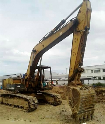 ขายแบคโฮ KOMATSU PC 200-3