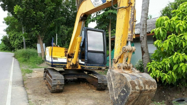 รถแบคโฮ KOMATSU PC 60 - 3. สนใจติดต่อ 081 - 6079515 รถแบคโฮ KOMATSU PC 60 - 3. สนใจติดต่อ 081 - 6079515