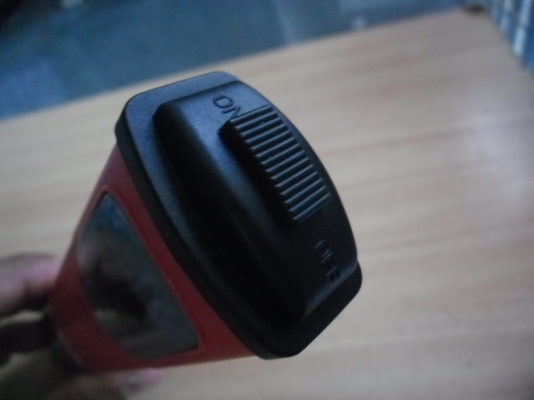 เครื่องวัดกรดด่างและอุณหภูมิ แบบปากกา รุ่น PH-0093