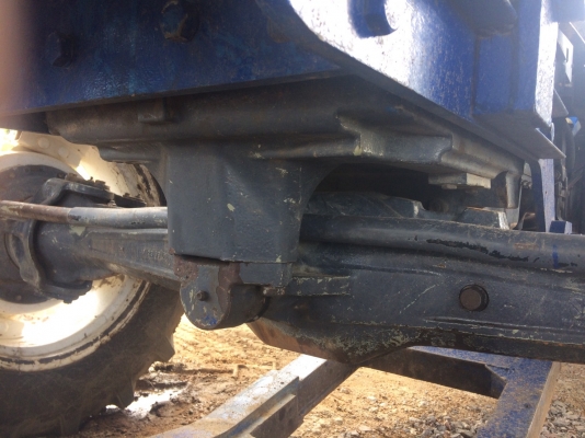 ขายรถไถ Ford TS90 เกียร์กลาง ปี 2002